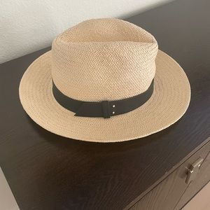 Bermuda hat